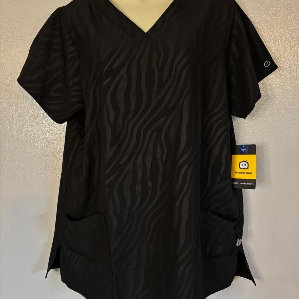 WonderWink Black Zebra Print Scrub Top Women’s Large NWT